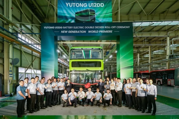 yutong-u12dd-new-generation-2025-1400x933.jpg